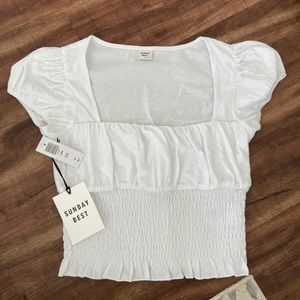 Aritzia Sunday best Luma T shirt